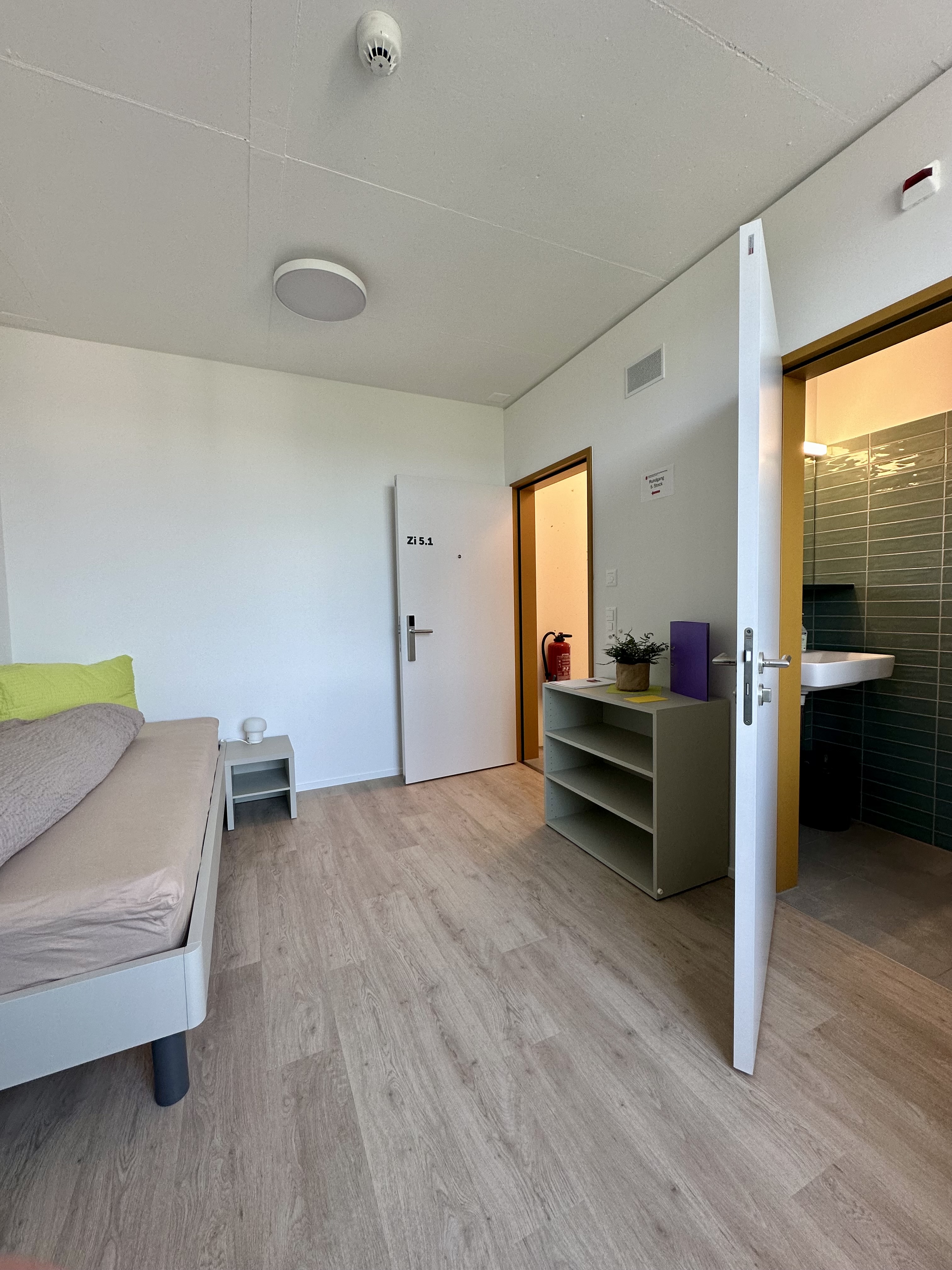 Einblicke in die Zimmer im 5. Stock.