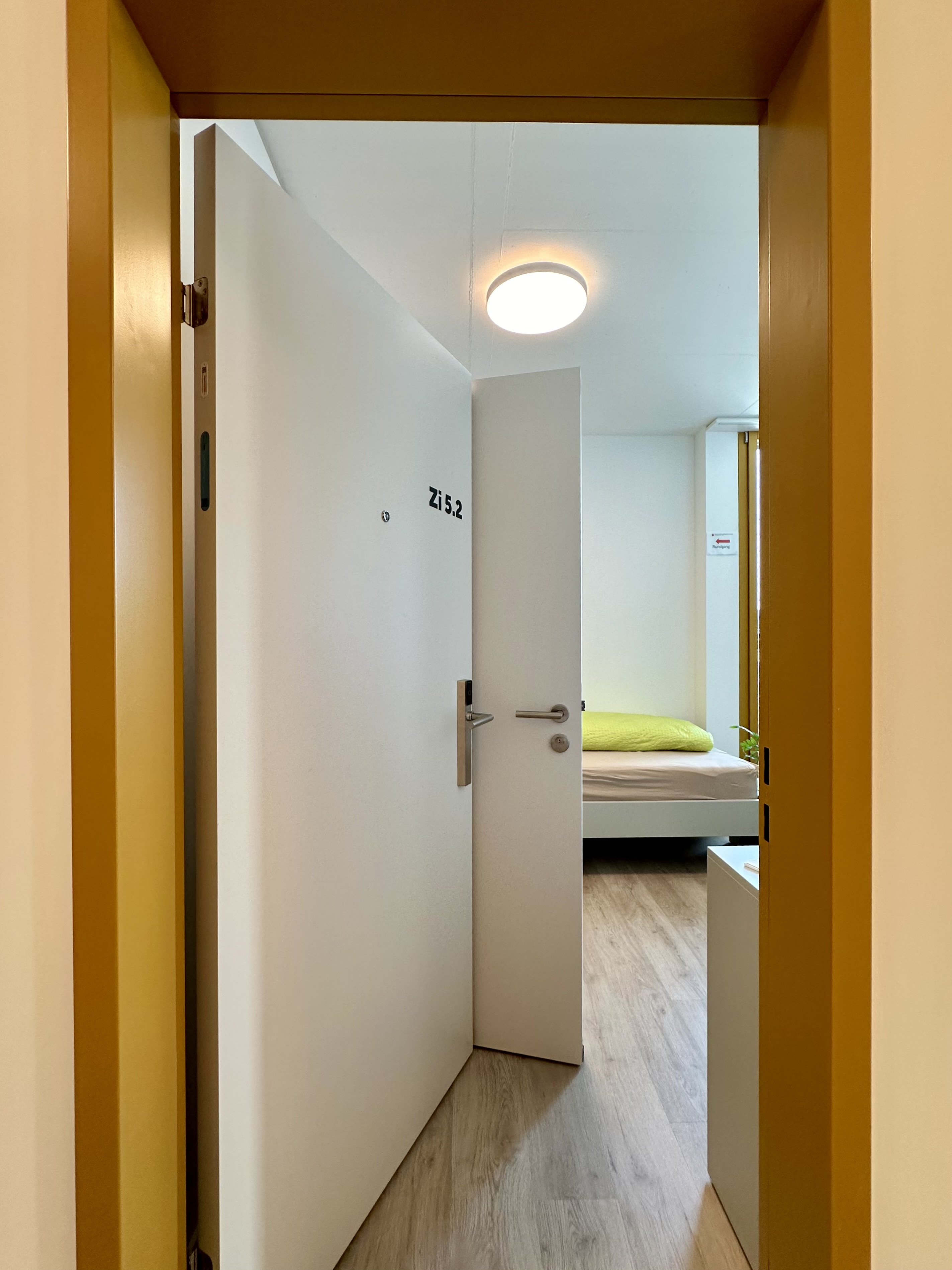 Einblicke in die Zimmer im 5. Stock.