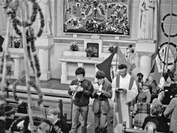 Palmbäume in der Kirche St. Michael