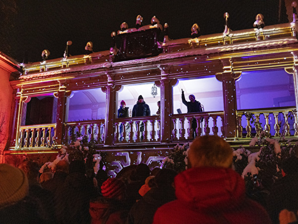 Adventskonzert und Lichterzauber im Zurlaubenhof.