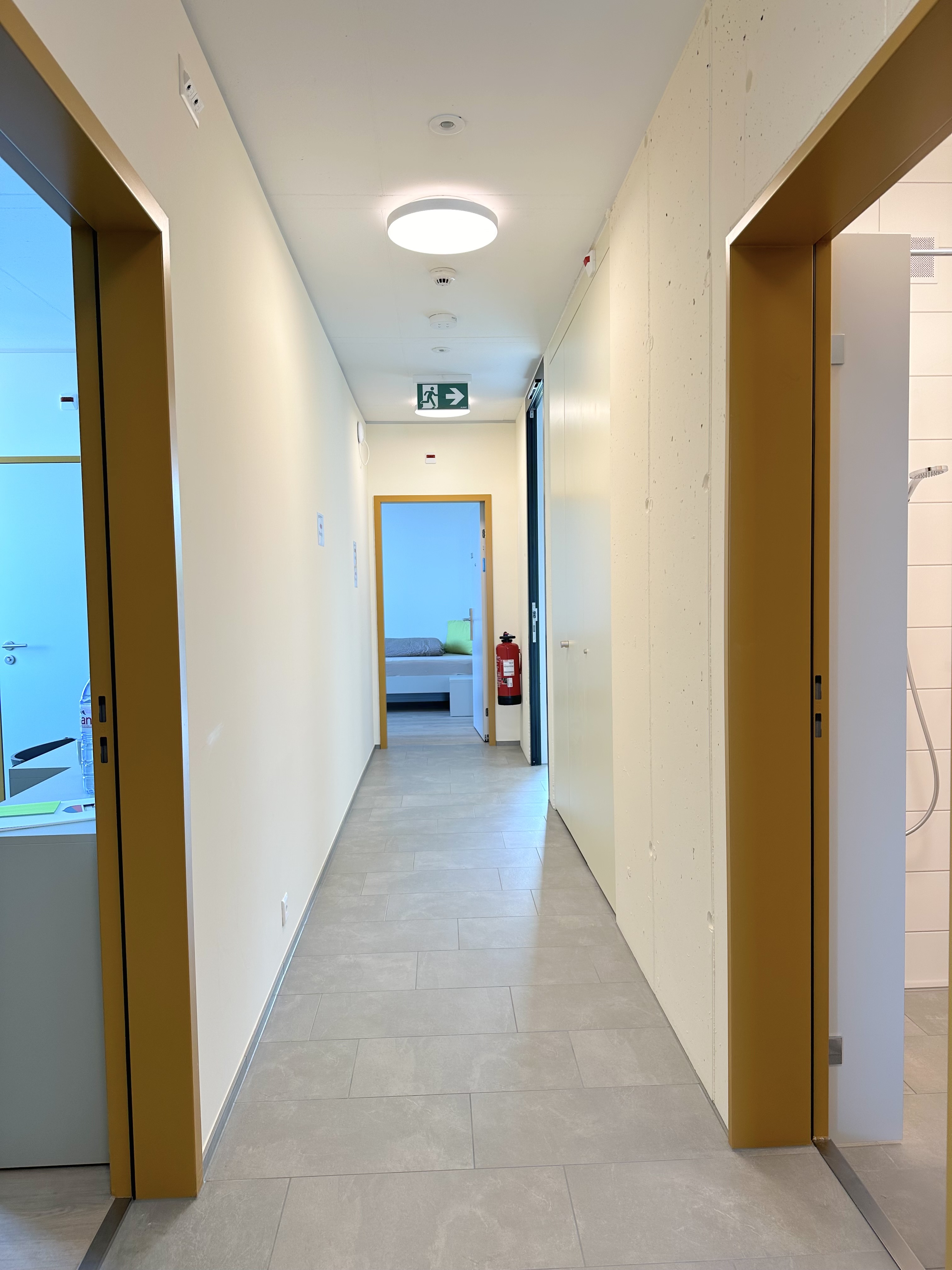 Einblicke in die Zimmer im 5. Stock.