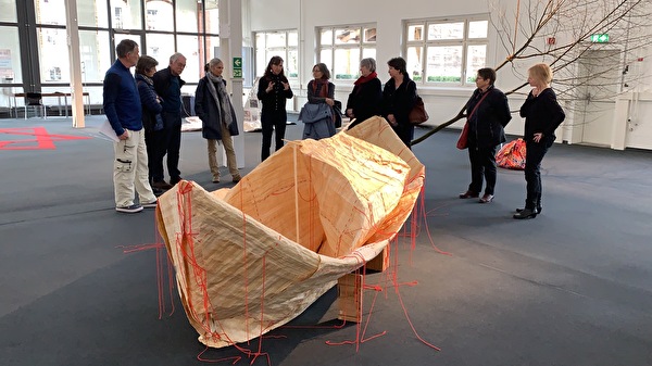 Führung mit Jacomella in der Shedhalle Zug