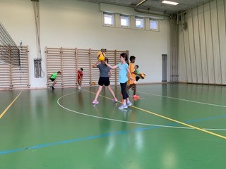 Volleyball und viele andere Spiele organisierte die Volleyballgruppe Welschenrohr-Herbetswil