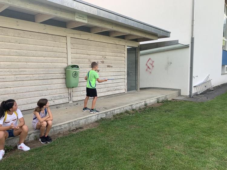 Der Herrenturnverein organisierte ein Spielturnier, bei welchem die Teams in verschiedenen interessanten Spielen gegeneinander antraten. 