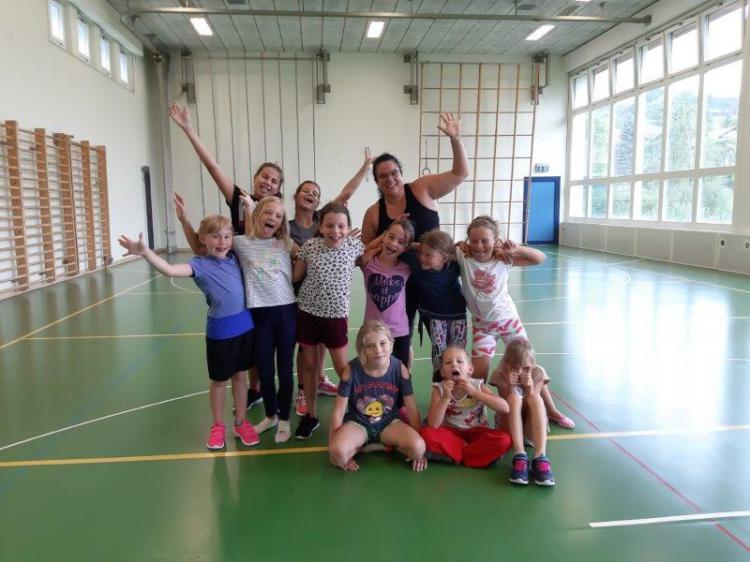 Aerobic / Tanz 