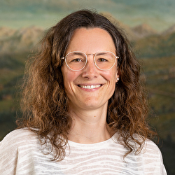 Anneliese Looser