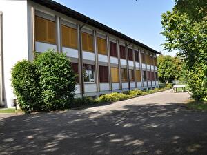 Mehrzweckgebäude Schulhaus Ansicht Süd