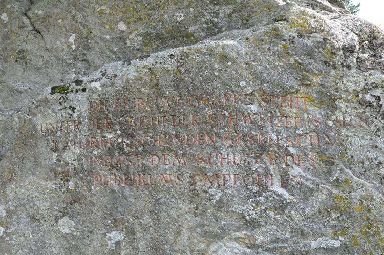 Inschrift Grossi Flueh Steinhof