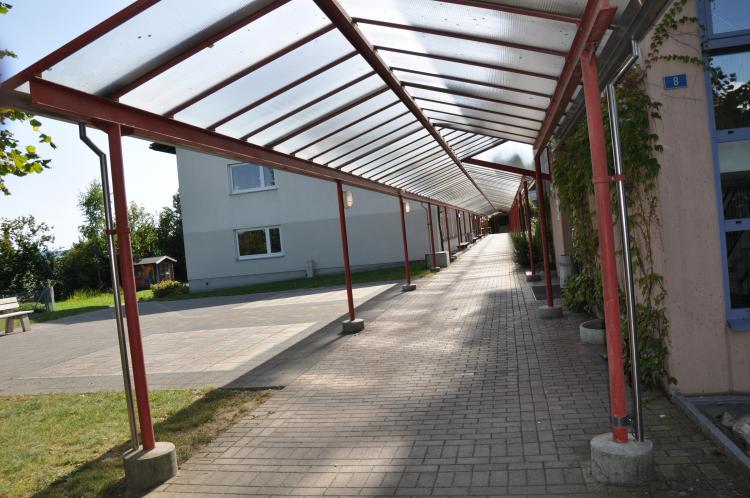 Mehrzweckgebäude Passerelle