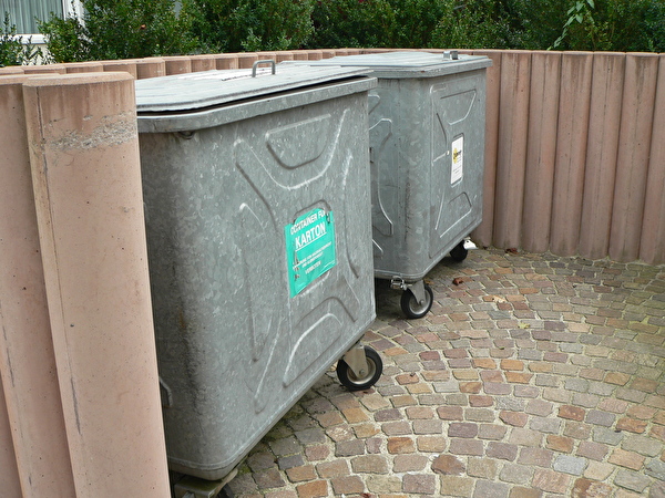 Abfallcontainer