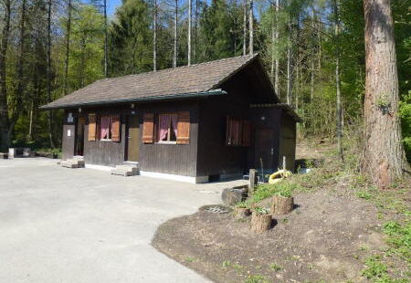 Waldhütte Grossmatthau