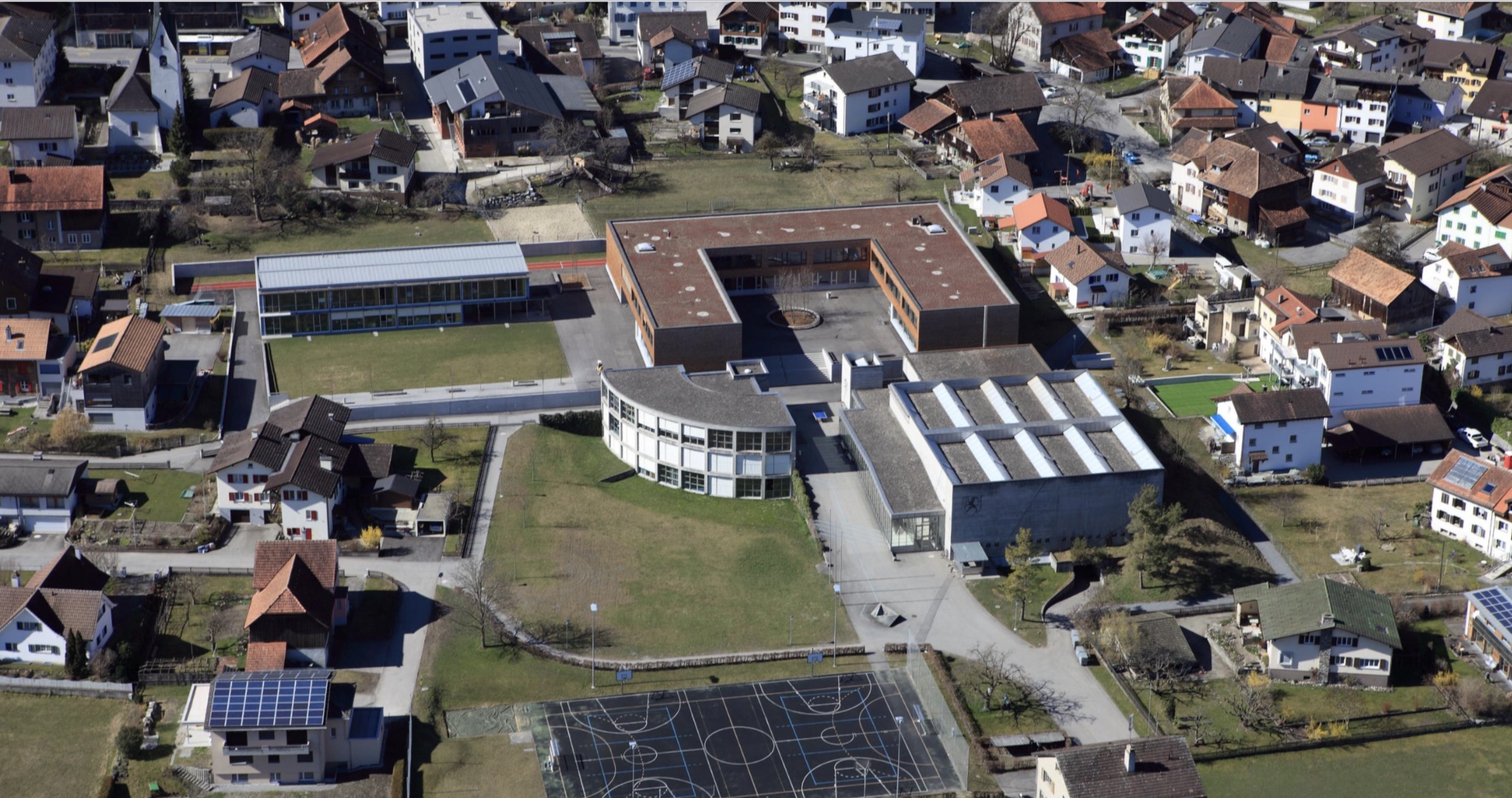 Schulanlage