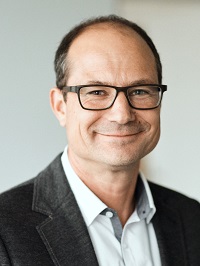 Simon Schwitter