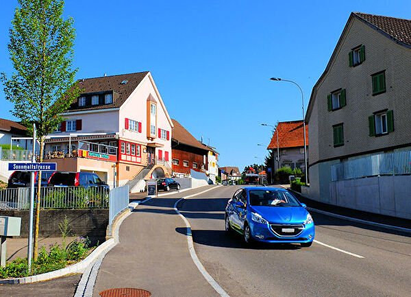 St.Gallerstrasse in Engelburg im Bereich des Restaurant Rössli