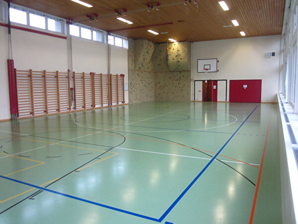 Sporthalle 2 Schulhaus Fällanden - Lätten