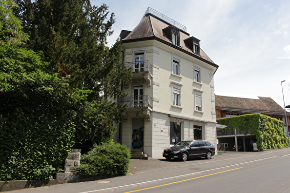 Der Tuchhof (Mühlebachstr. 53) ist Anlaufstelle für Familien. 