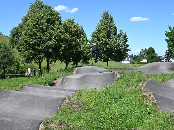 Pumptrackanlage im Brand