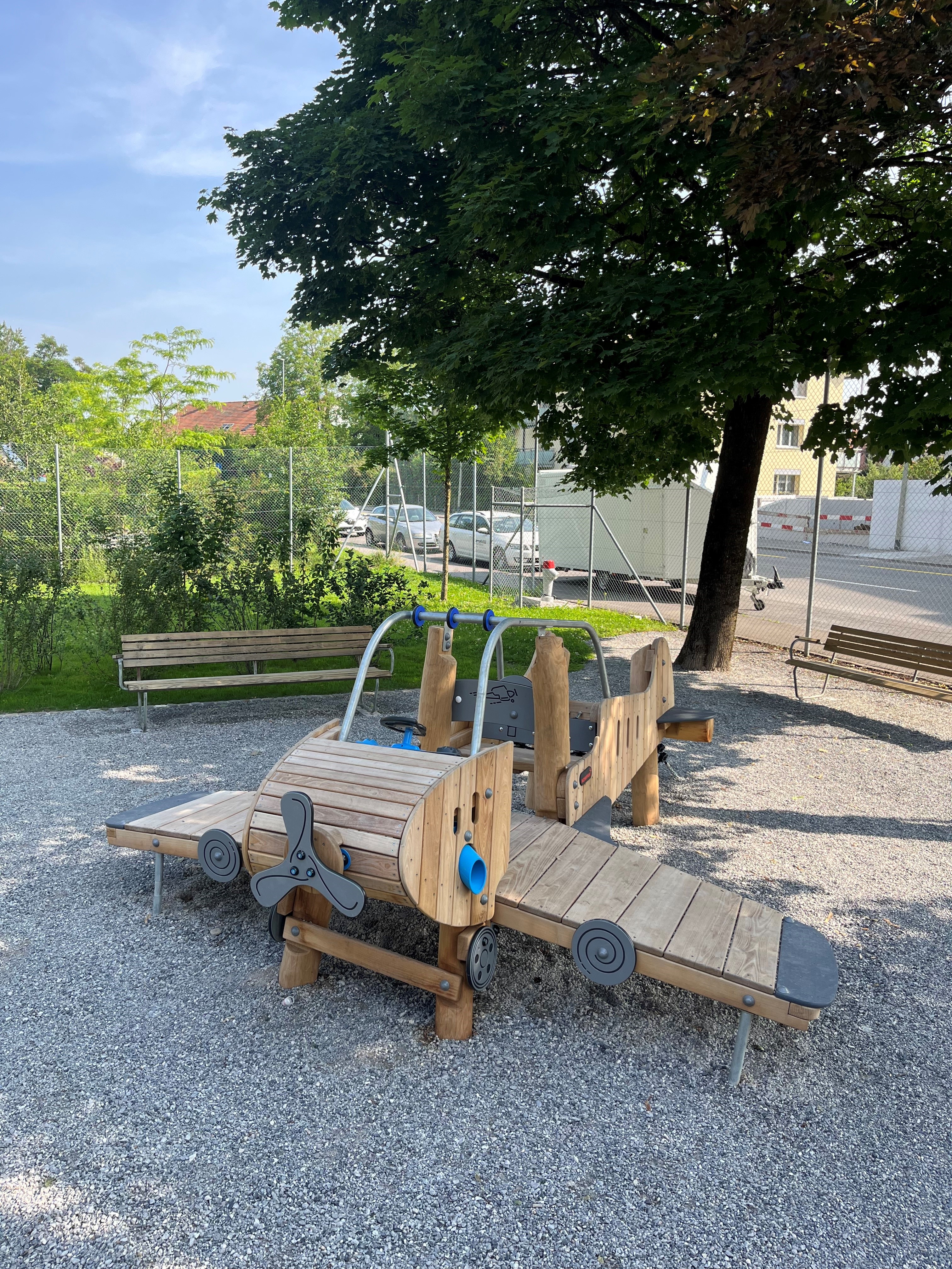 Flugzeug Spielplatz Berghalden