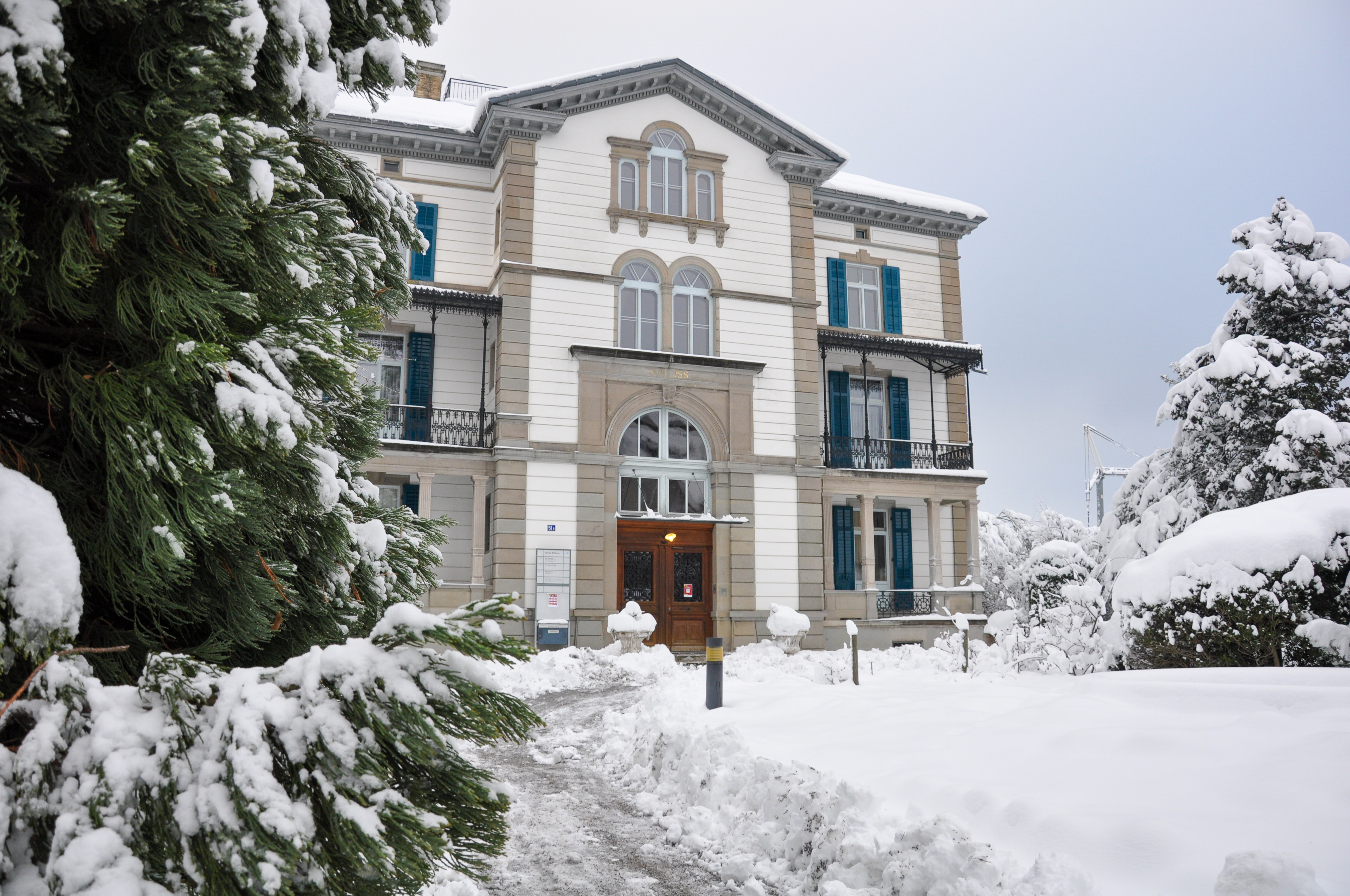 Jenny Schloss im Winter (DLZ Finanzen und DLZ Liegenschaften)