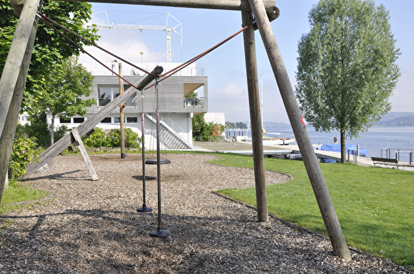 Seeanlage Gerbi mit Spielplatz