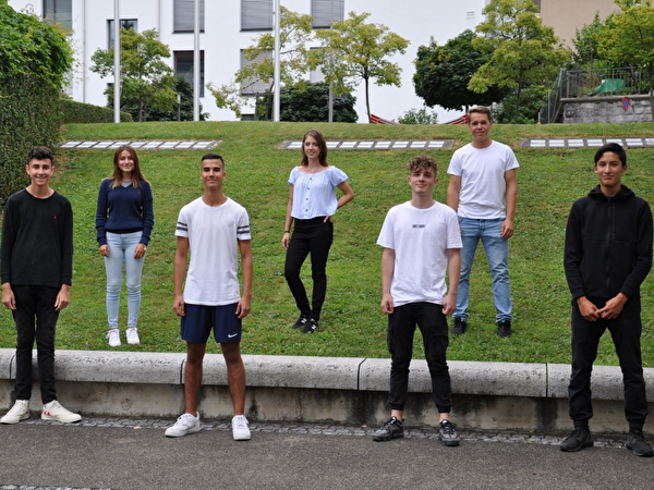 7 neue Lernende bei der Gemeinde Thalwil 