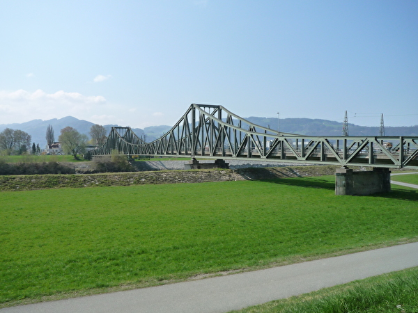 Wiesenrainbrücke