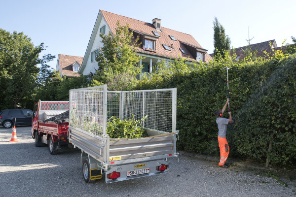 Werkhofmitarbeitende bei der Arbeit