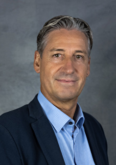 Gilbert Lapp