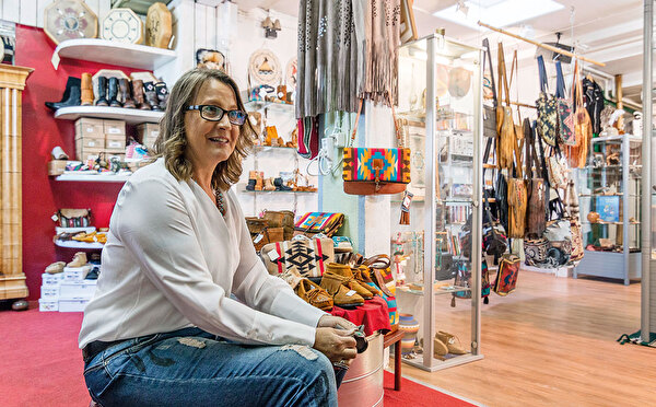 Indianershop Pow Wow