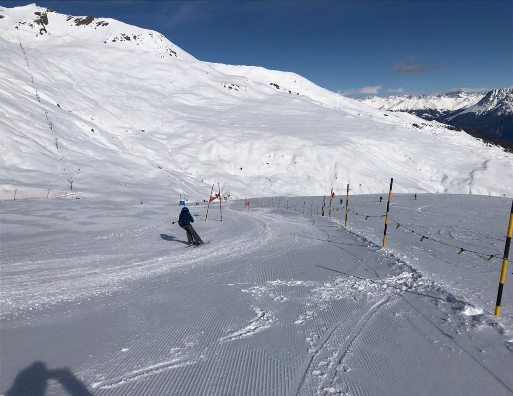 Impressionen Wintersportlager 2020 der Primarstufe in Sur en