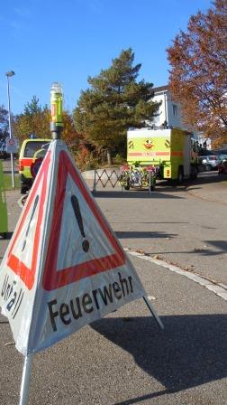 Die Schule Hittnau probte zusammen mit der Feuerwehr Hittnau den Ernstfall