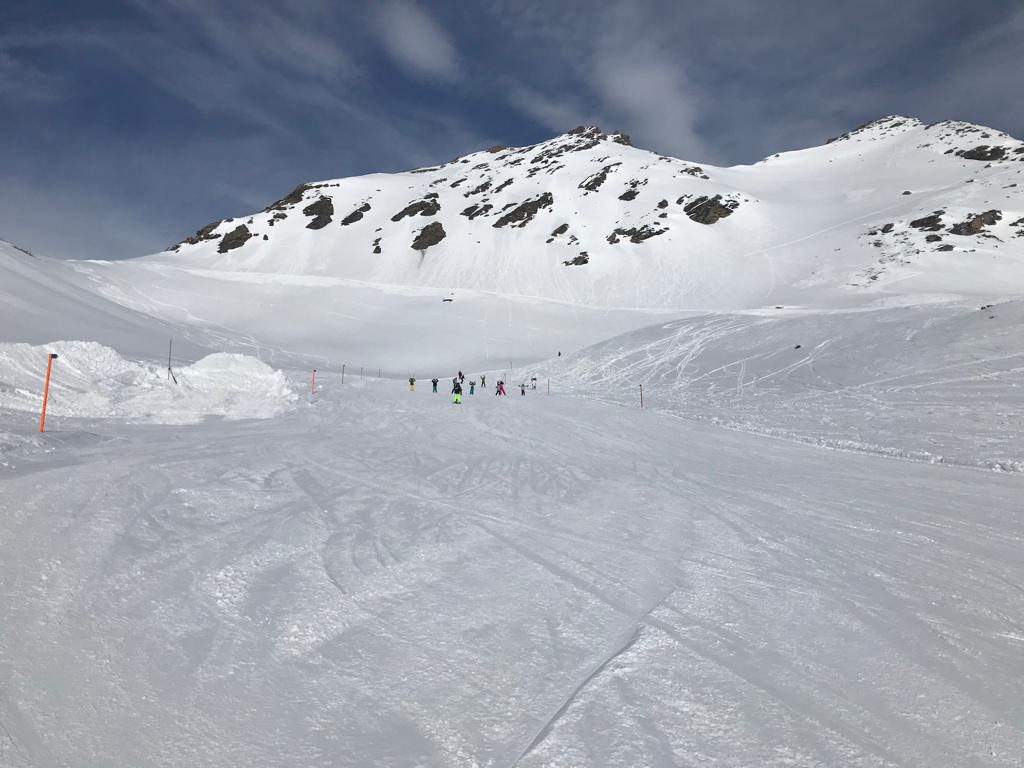 Impressionen Wintersportlager 2020 der Primarstufe in Sur en
