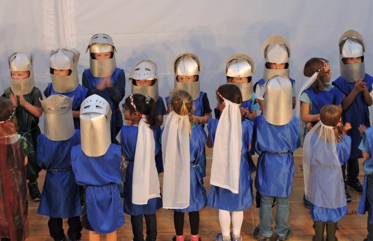 Die Schule feiert "1111 Jahre Hittnau"