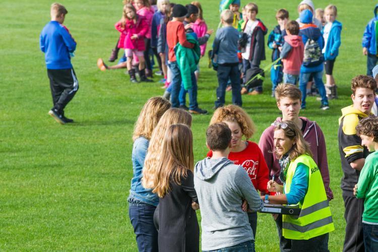Die Schule Hittnau probte zusammen mit der Feuerwehr Hittnau den Ernstfall