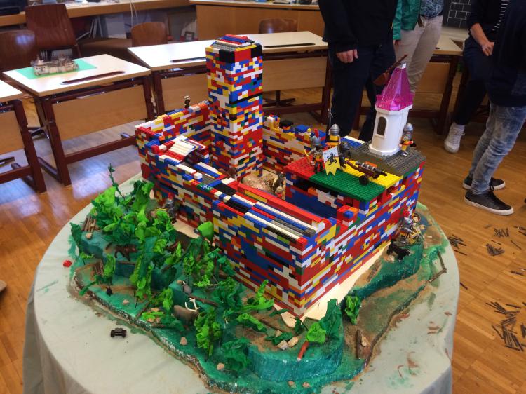 Die Schule feiert "1111 Jahre Hittnau"