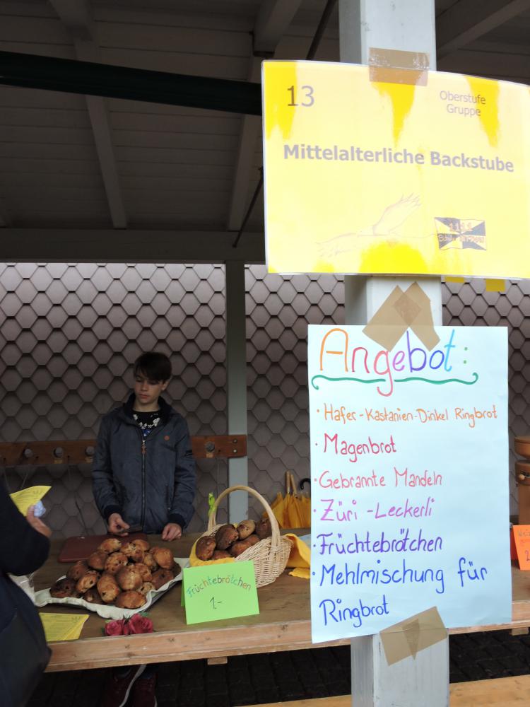 Die Schule feiert "1111 Jahre Hittnau"