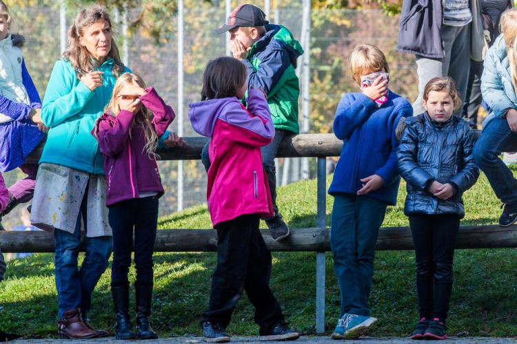 Die Schule Hittnau probte zusammen mit der Feuerwehr Hittnau den Ernstfall