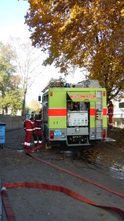 Die Schule Hittnau probte zusammen mit der Feuerwehr Hittnau den Ernstfall