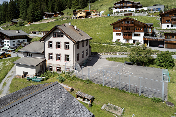 Schulhaus Monstein