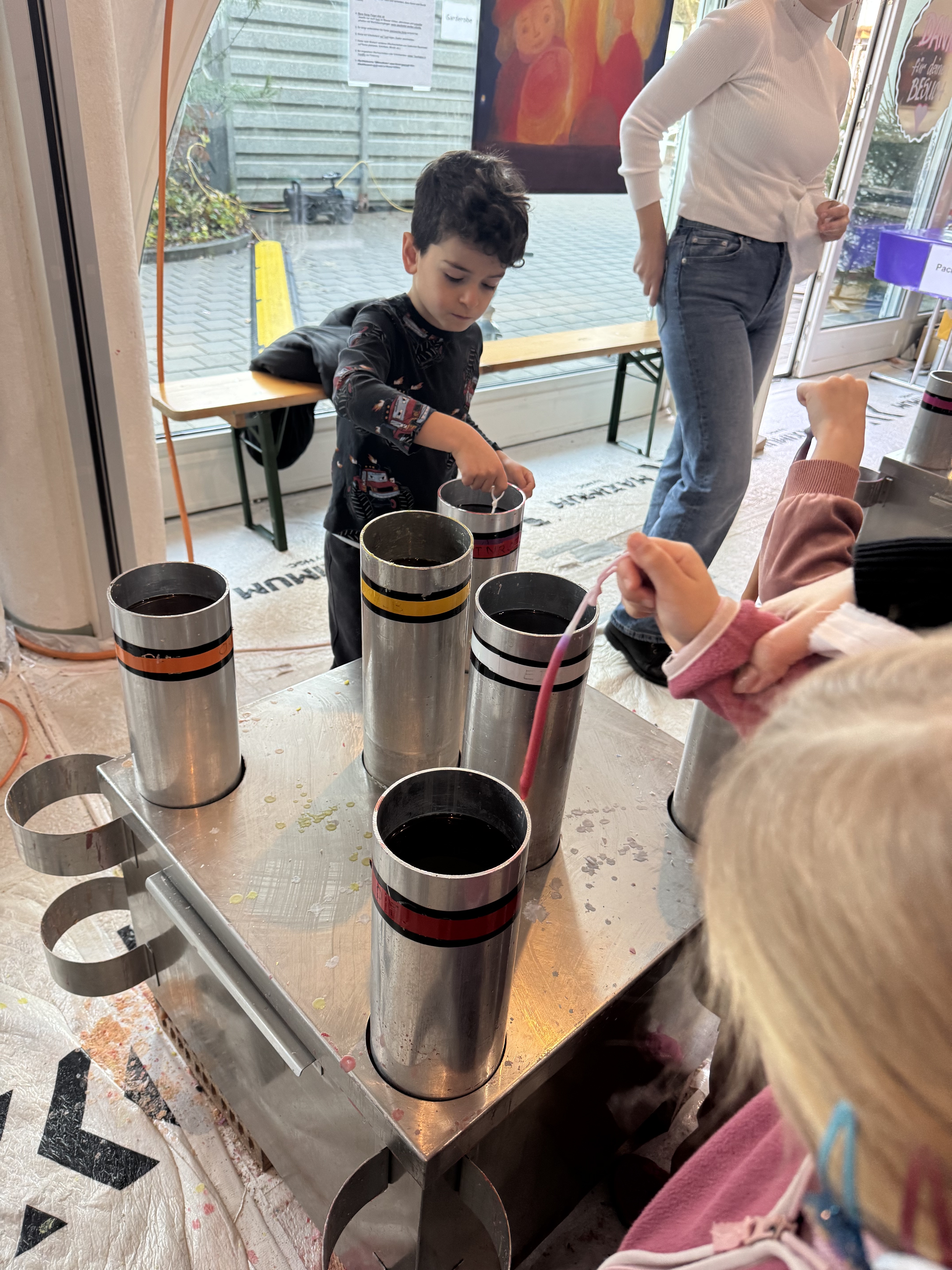 Kerzenziehen - Kindergarten Staffelacker 1