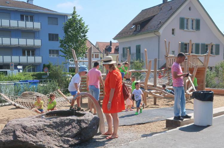 Die Spielgeräte finden Anklang