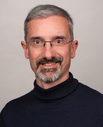 Portraitfoto Stefan Bättig
