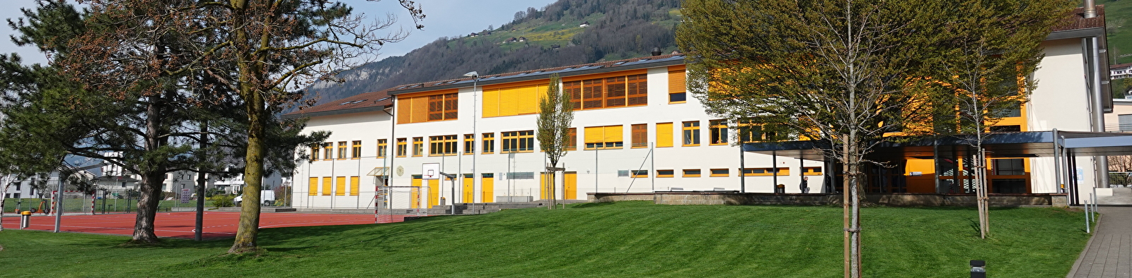 Schule Ennetbürgen - Schulhäuser