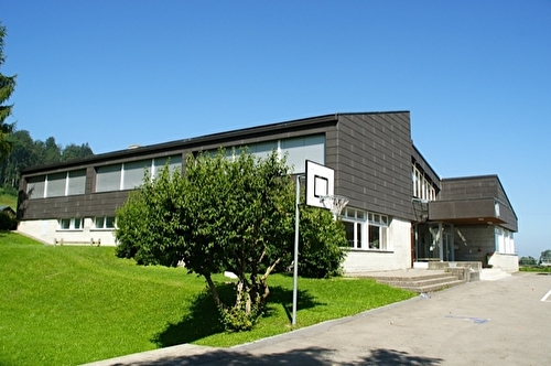 Schulhaus Saum