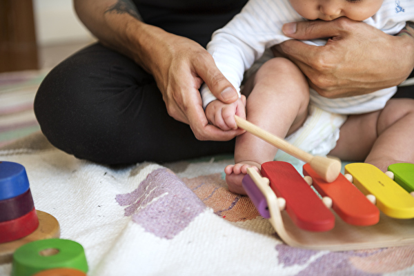 Eltern Baby singen und musizieren