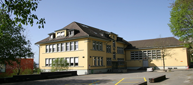 Schulhaus Oberdorf