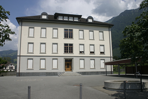 Schulhaus Oberdorf