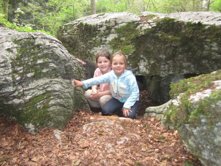Spielen im Wald