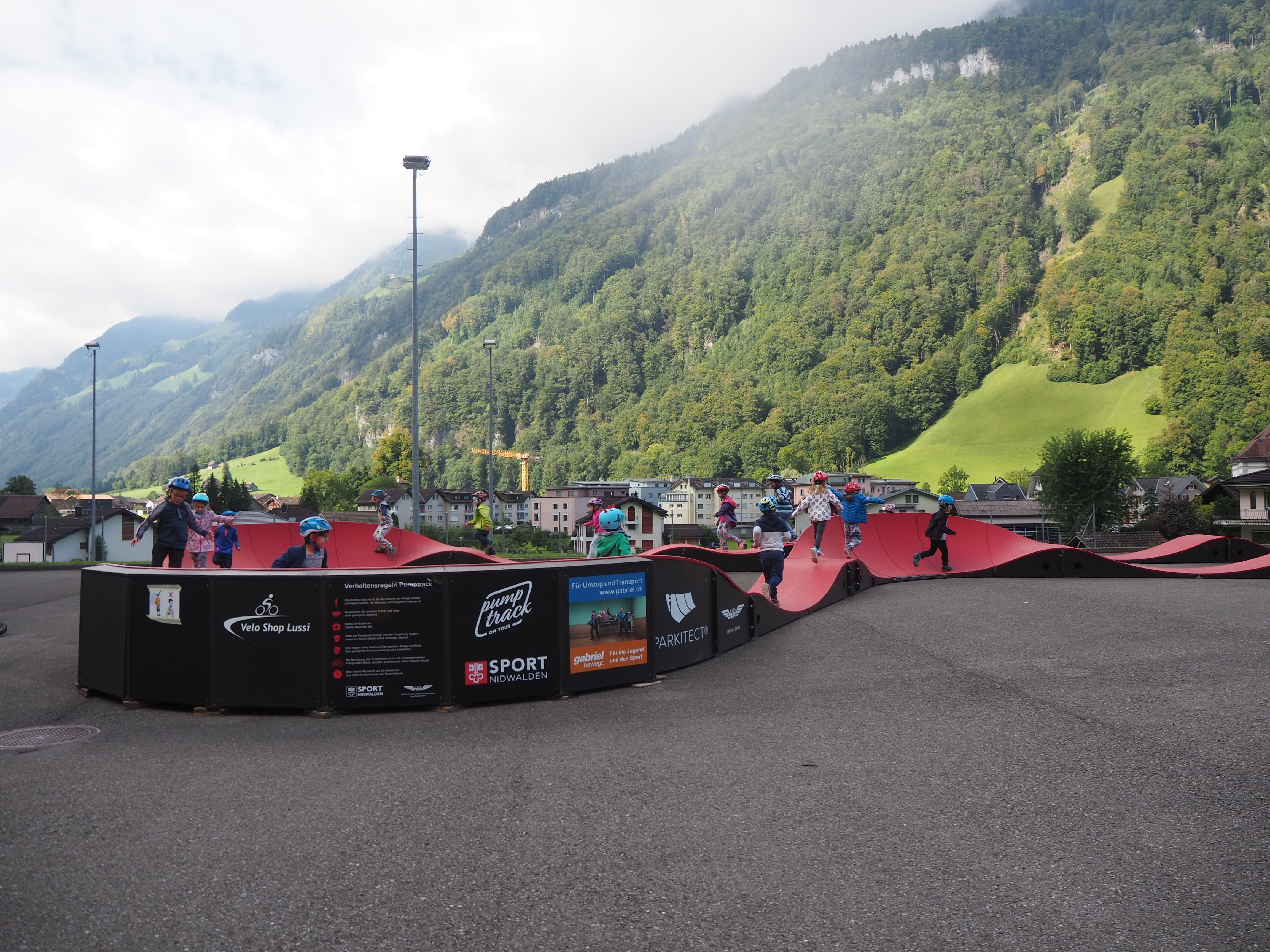 Als erstes wird der Pumptrack...