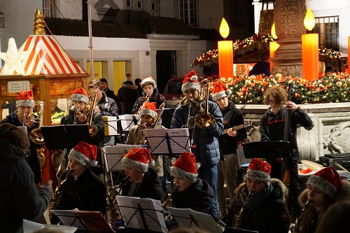 Big Band ganz